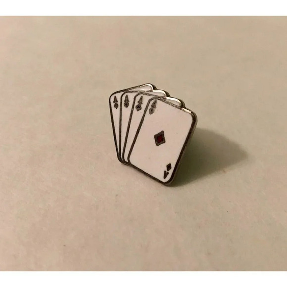 Vintage Mafco Aces Lapel  Pin Enamel Poker Cards Gambling - Picture 2 of 9